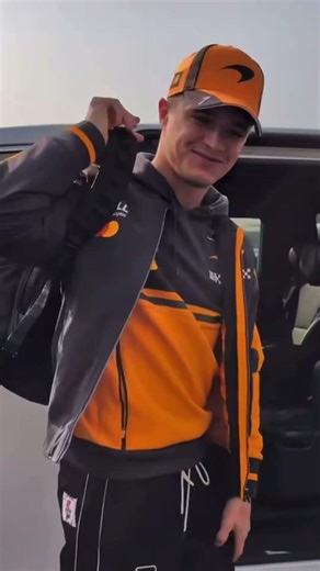 Lewis Hamilton & more F1 Drivers arrive in style on Qualifying day in Japan