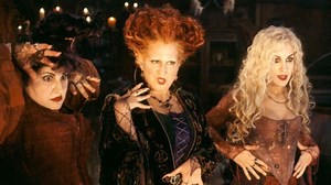 There’s a Way to Watch ‘Hocus Pocus’ for Free This Halloween—& No, It’s Not Witchcraft