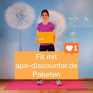 💪 Fit mit apo-discounter.de 💪 Wusstet Du, dass man mit unseren Paketen super Sport machen kann? 📦😉 Unsere Fitnesstrainerin Christin zeigt Dir, wie's geht! Probier' es mal aus! 👇 | apodiscounter.de - Apotheke für alle.