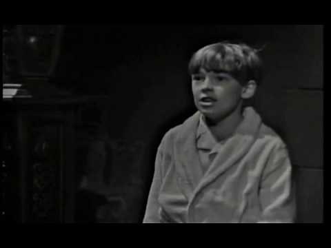 Dark Shadows Trailer: The Beginning