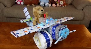How To Make An Airplane Diaper Cake With Easy To Follow Video Instructions