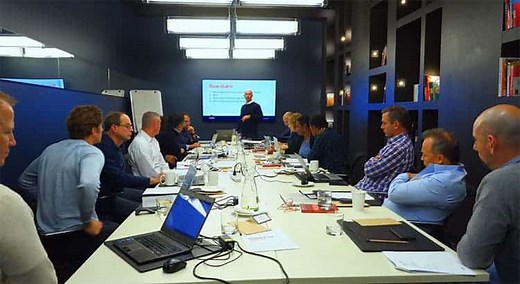 How To Become A Consultant Study & Guide (2024) | Consulting Success®