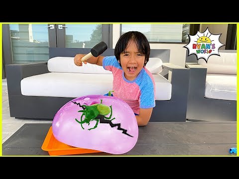 Giant Ice Balloon Melting Animal Easy DIY Science Experiment for kids with Ryan!