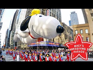 Macy's Thanksgiving Day Parade 2021 in New York City LIVE (November 25, 2021)