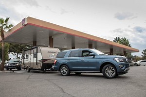 Which 2018 Full-Size SUV Is the Best Tow Rig? | Cars.com