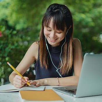 Learn a New Language Fast: 5 Steps & 14 Best Practices