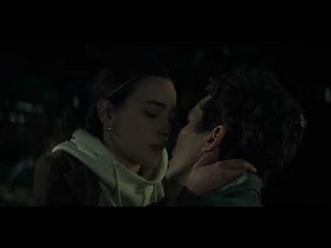 You (Season 3) - Love & Theo Kissing Scene