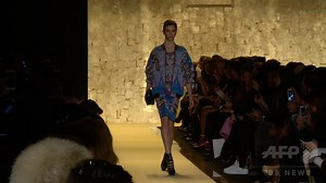 動画：「エルベ・レジェ バイ マックスアズリア」15/16年秋冬