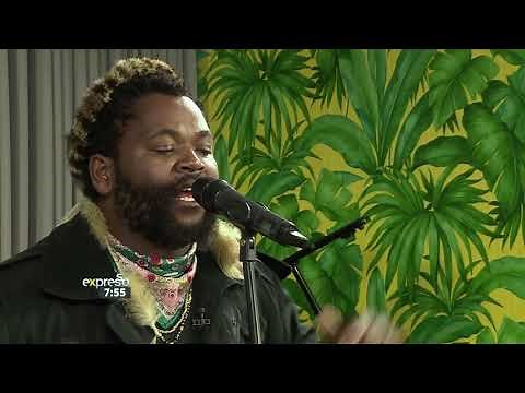 Sjava Performs “Linda”