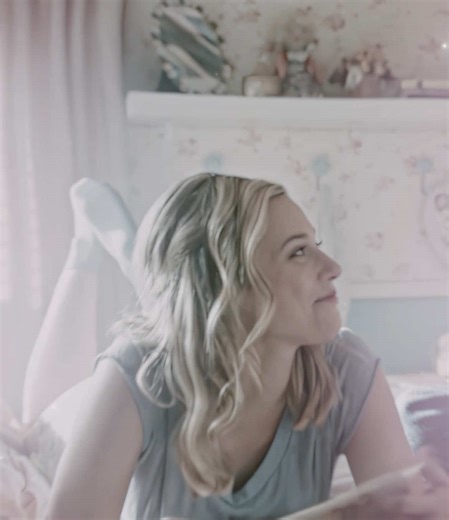 Betty Cooper: Sweet Moments and Edits