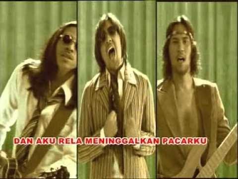 Naif - Aku Rela (Official Lyric Video)