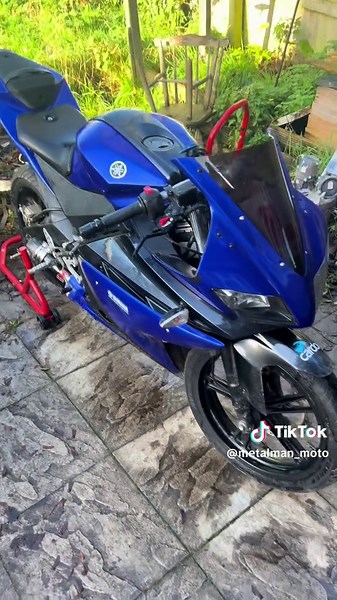Engine Repair Process for Yamaha YZF-R125
