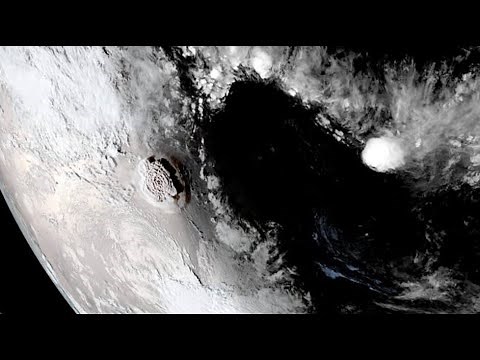 Hunga Tonga volcano erupts again, triggers tsunami - Seen from space!