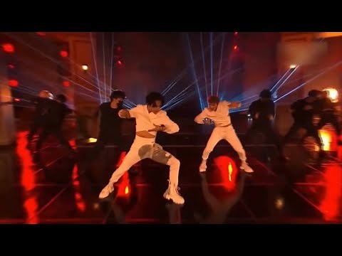 Red lights ▸ Mirrored Dance [FULL CHOREOGRAPHY]