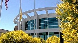 Metro Detention Center warden resigns