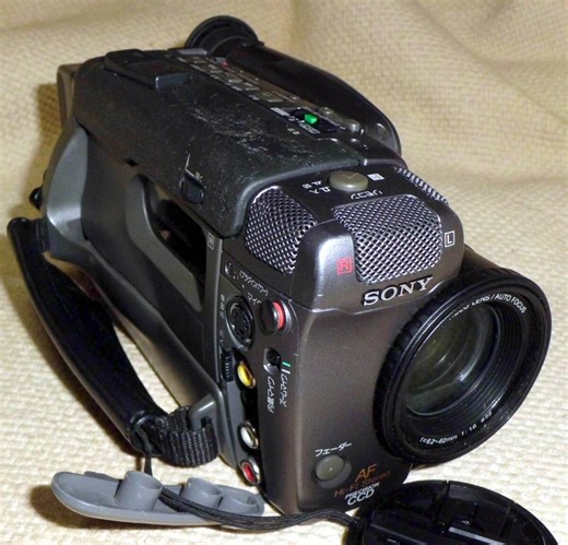 Sony CCD-TR900 Video Hi8 Handycam 動作OK 撮り... - Yahoo!オークション