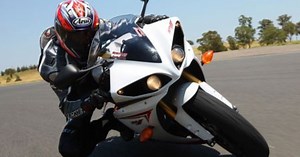 2009 Yamaha R1 Review