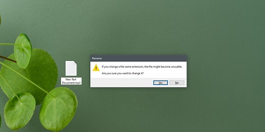 How to change a file extension on Windows 10