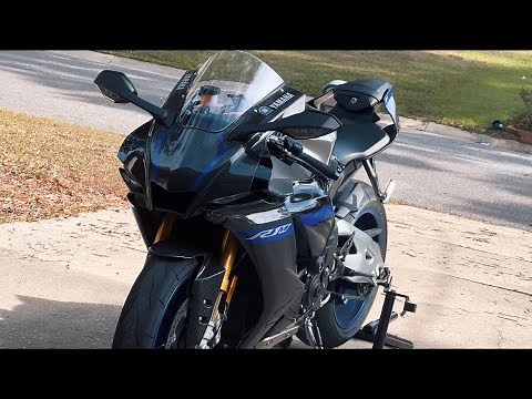 Yamaha YZF R1M - Initial Owner's Review!