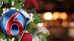 Season’s greetings from Motel 6. Have a wonderful holiday and a happy new year! ☃️🎄 | Motel 6